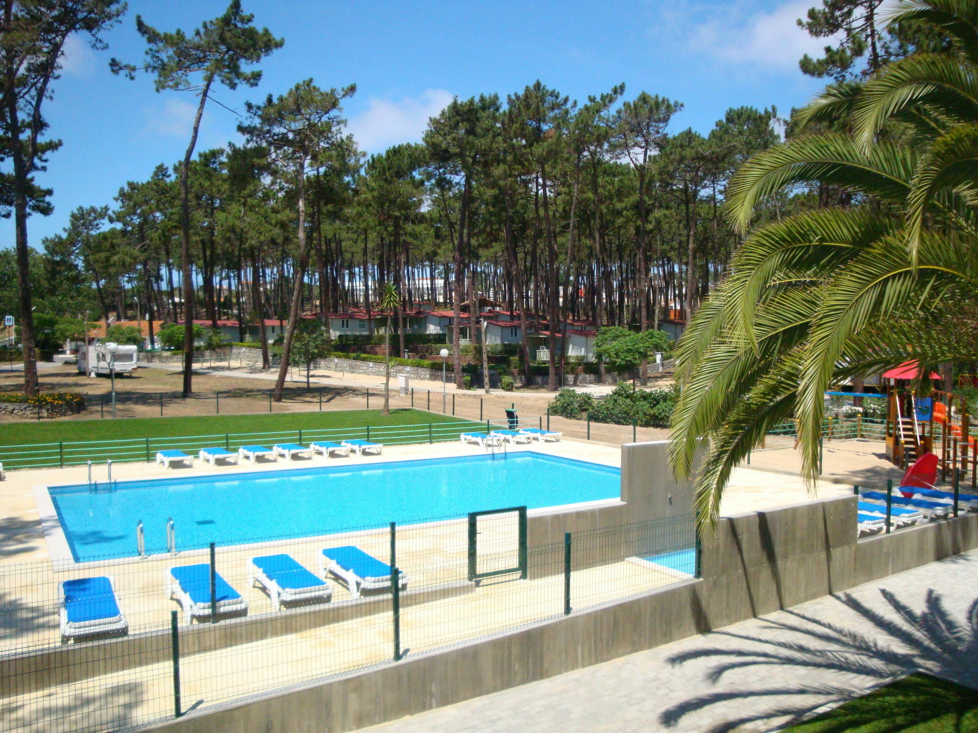 Orbitur Valado Bungalows - Caravan Park Nazaré Exterior foto